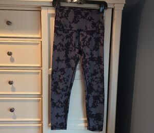 Sol And Mane Size S Women's Yoga Pants Leggings